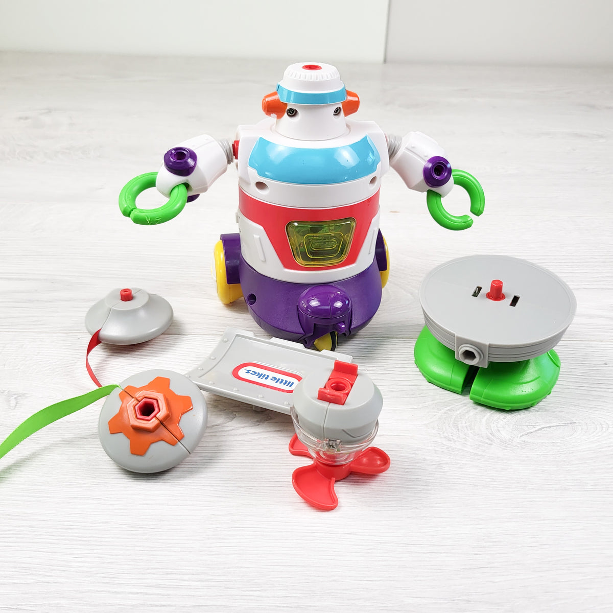 Little Tikes STEM Jr. Builder Bot