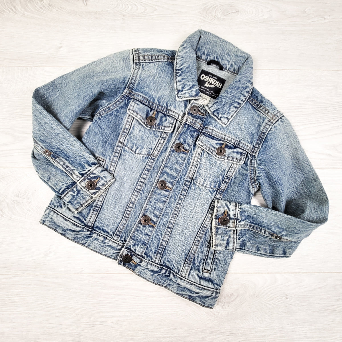 Oshkosh distressed snap button denim jacket. Size 4T