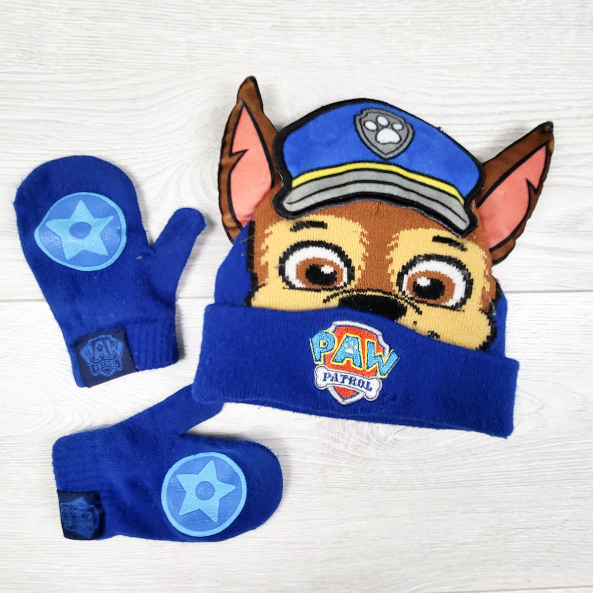 Paw Patrol Chase hat and mittens. Toddler sized