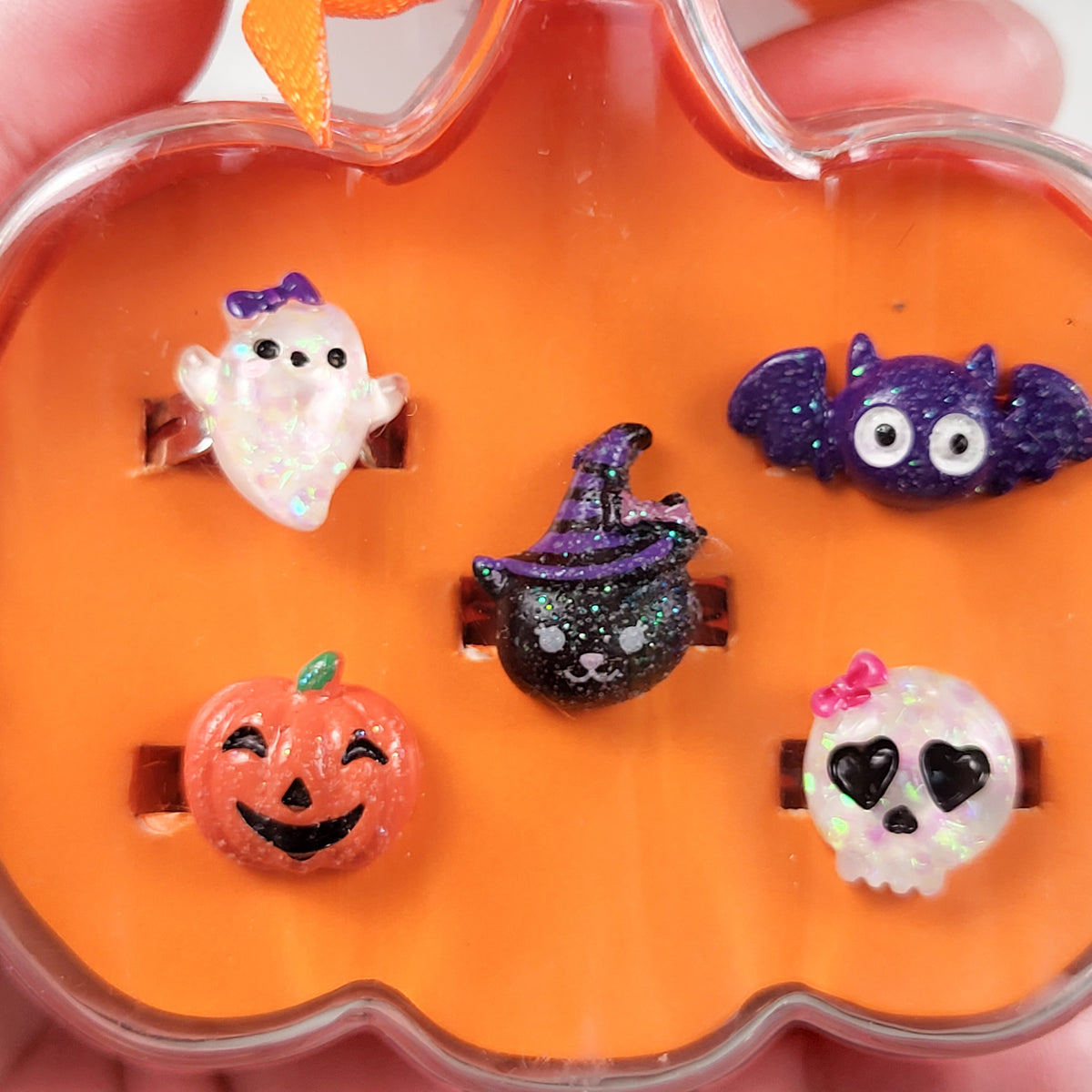 NEW - Claire's Halloween Adjustable Glitter Ring 5-Pack Box Set
