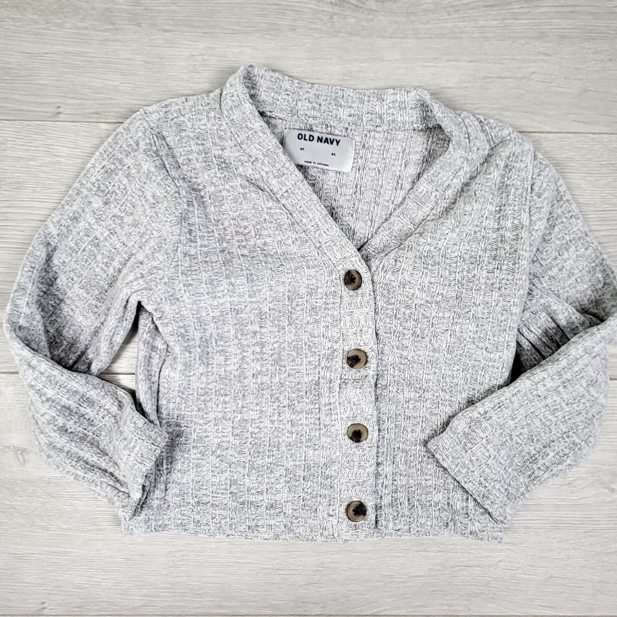 Old Navy grey chenille cardigan sweater. Size 4T