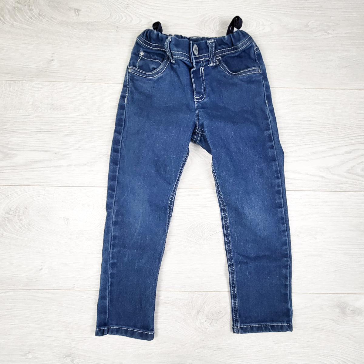 Carters skinny jeans. Size 4T