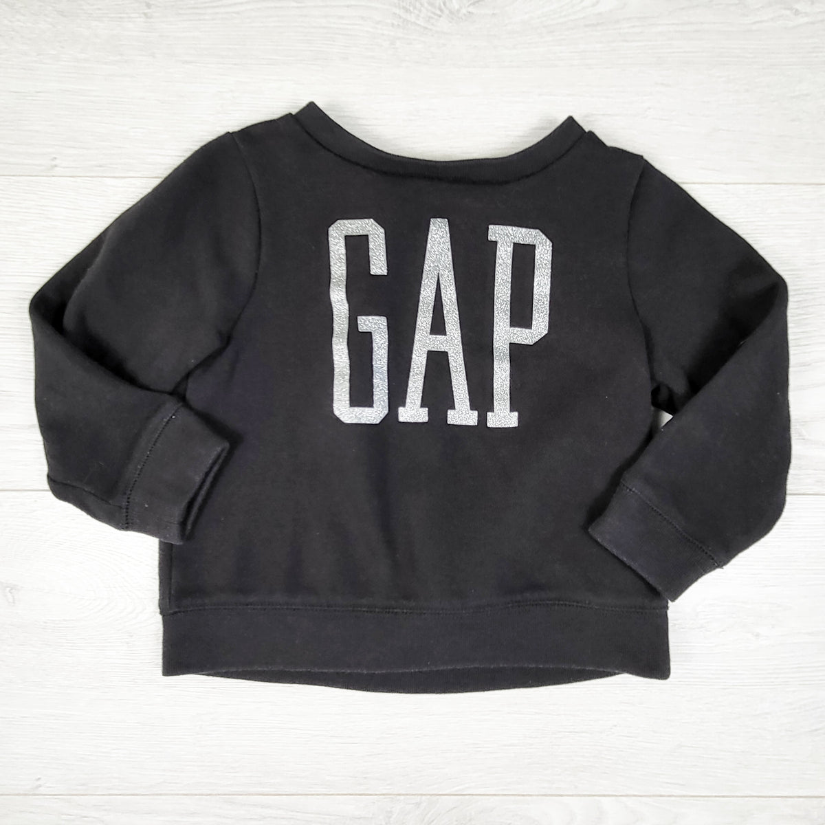 Gap black terry glitter logo sweatshirt. Size 3T