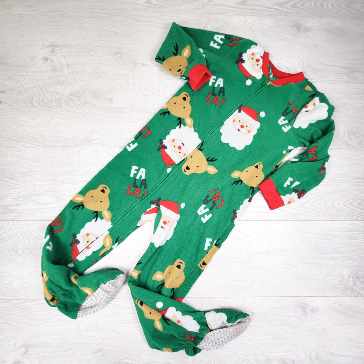 Carters green zippered Christmas themed sleeper. Size 5T