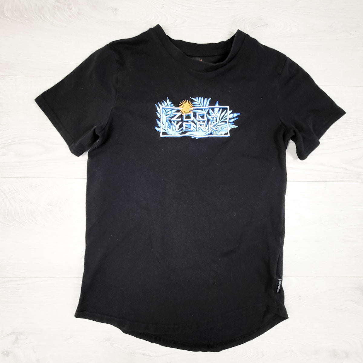 Zoo York black embroidered t-shirt. Size 10/12