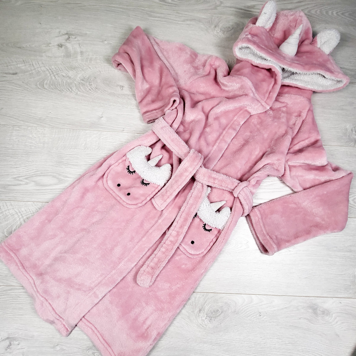 George pink plush unicorn robe. Size 10/12