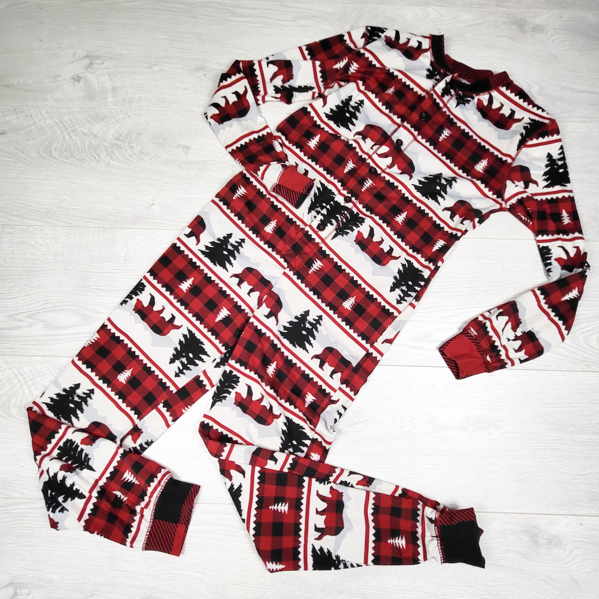 Fammy Jammies red and white striped holiday sleeper. Size 7/8