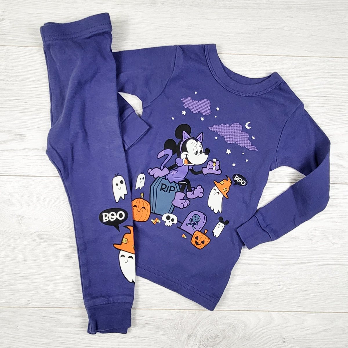 Gap x Disney purple organic cotton Mickey Mouse 2pc Halloween PJs. Size 18-24 months