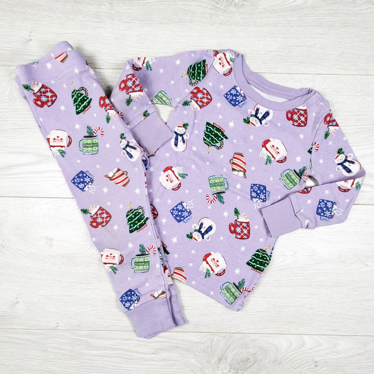 Old Navy purple Christmas themed 2pc PJs. Size 18-24 months - AS IS