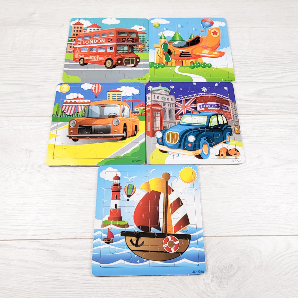 Lot of small jigsaw puzzle