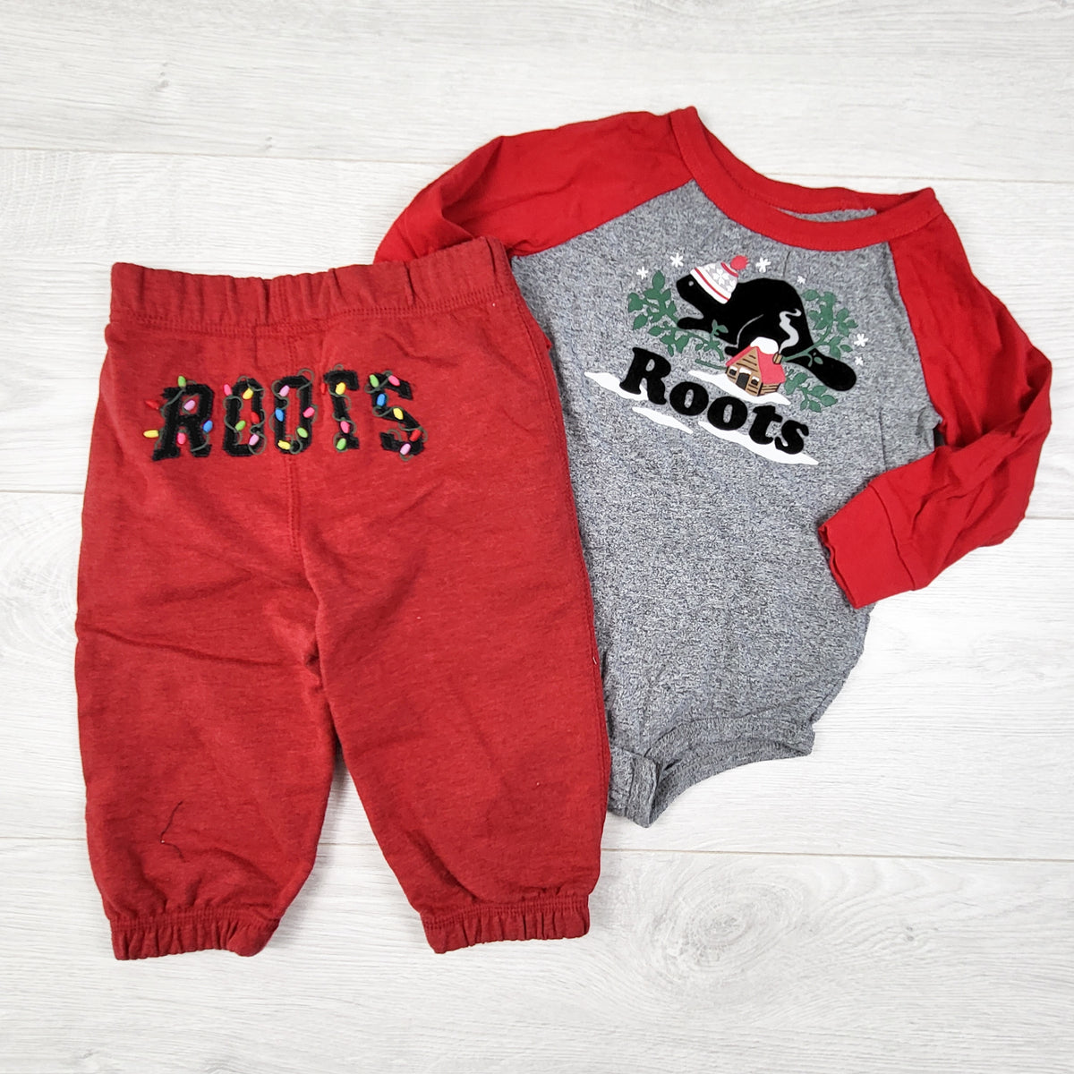 Roots red and grey Holiday themed 2pc set. Size 6-12 months