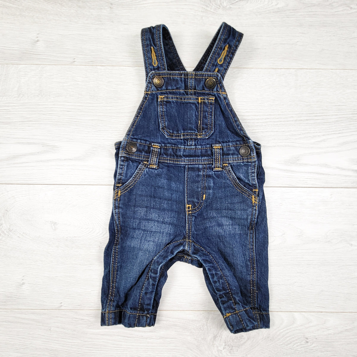 Old Navy denim overalls. Size 0-3 months