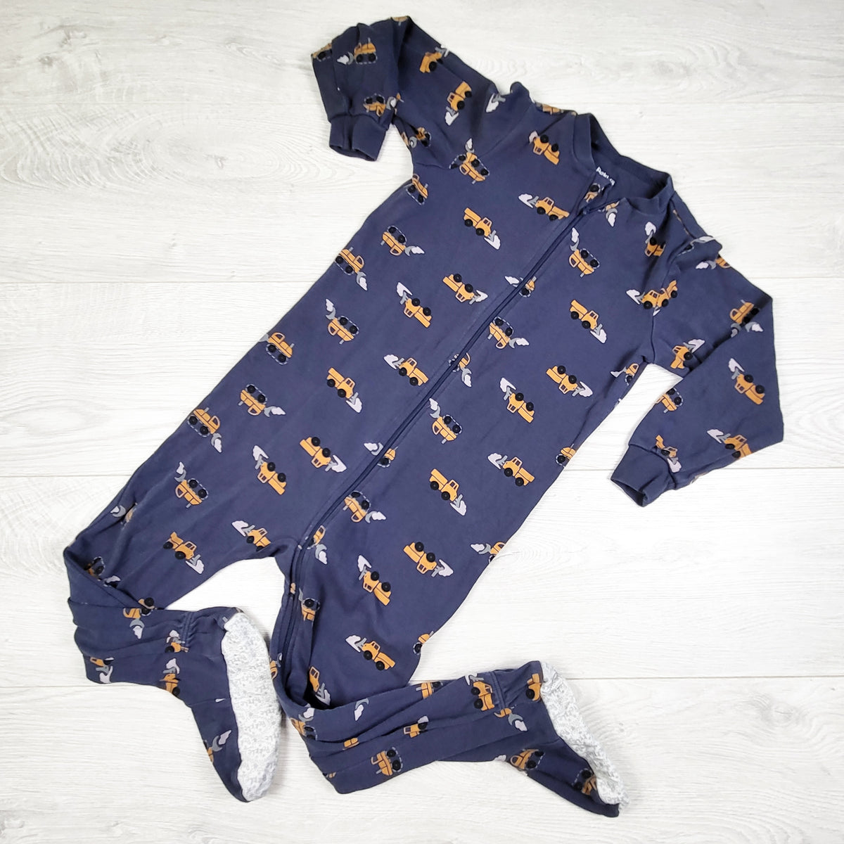 Pekkle blue zippered cotton sleeper with construction vehicles. Size 4T