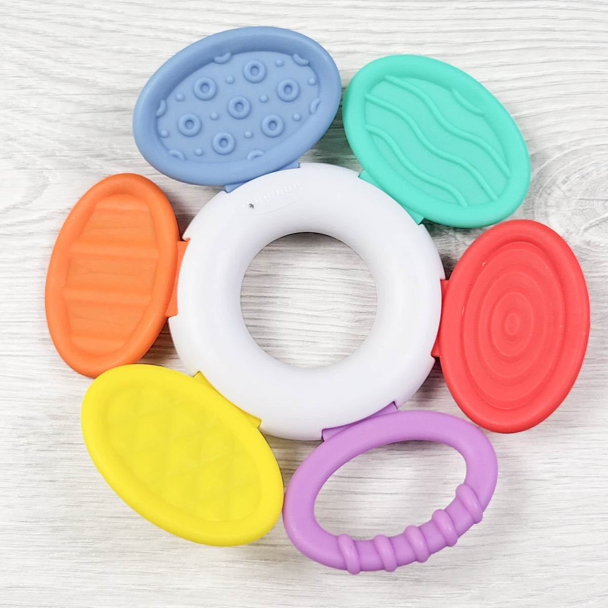 Infantino Discover & Play Rattle
