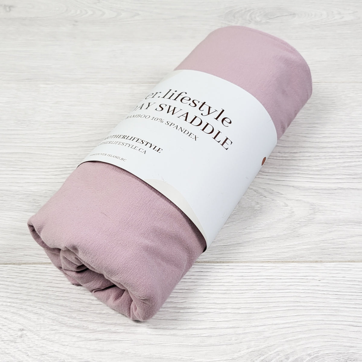 NEW - MOTHER.lifestyle Everyday Swaddle Blanket in Pink