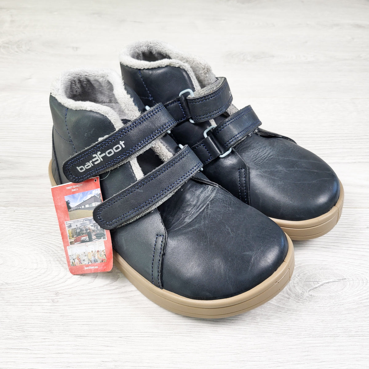 NEW - Bar3footl Barefoot Boots. Youth size 3.5 to 4