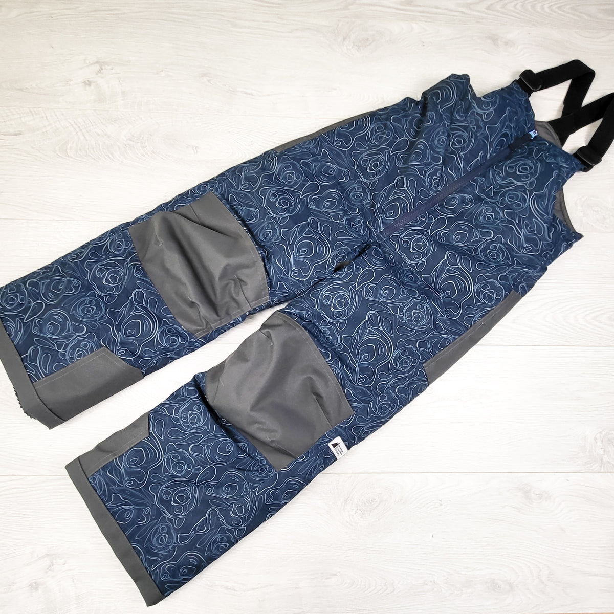 MEC Navy Patterned Toaster Bib Snowpants. Size 7
