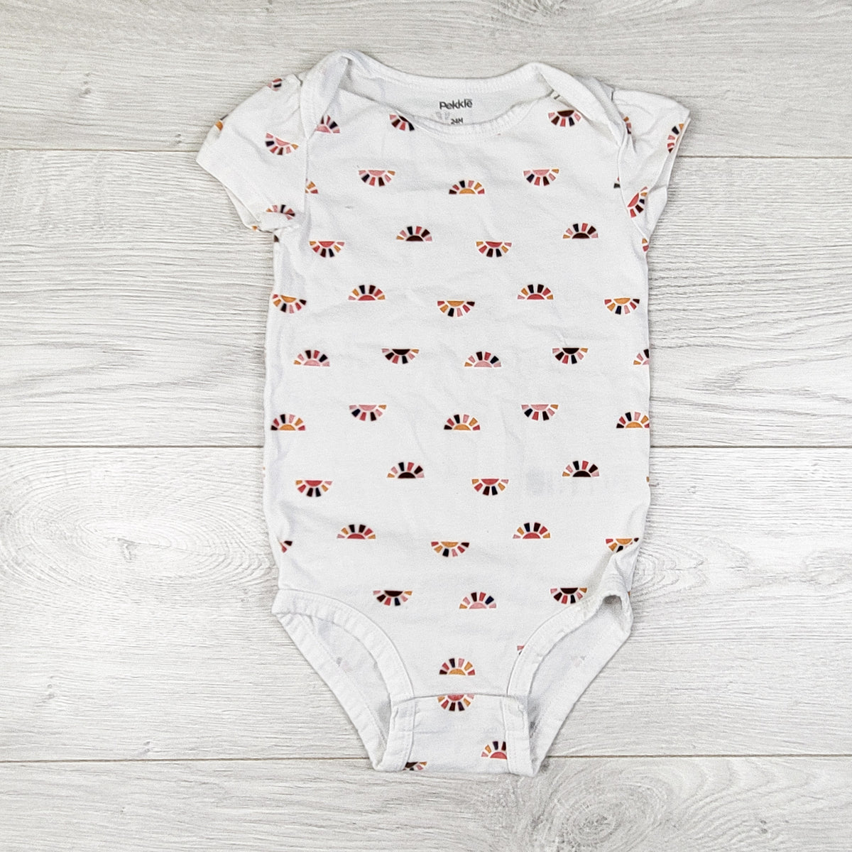 Pekkle White Sun Print Bodysuit. Size 24 Months