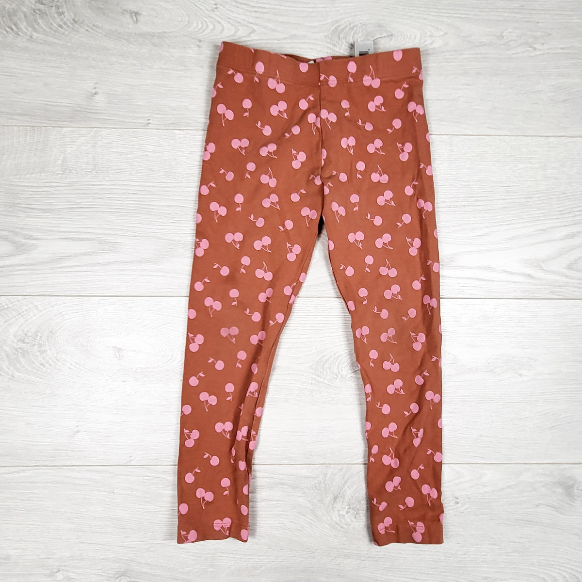 Joe orange-brown cherry print leggings. Size 5T