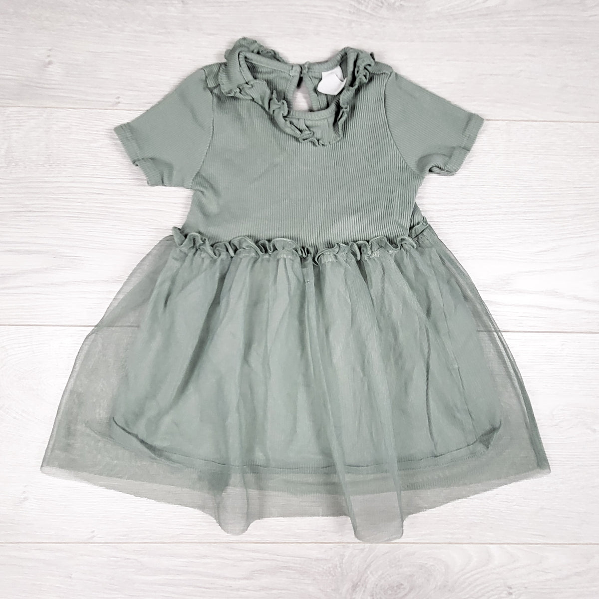 H and M green ribbed tulle bodysuit dress. Size 6-9 months