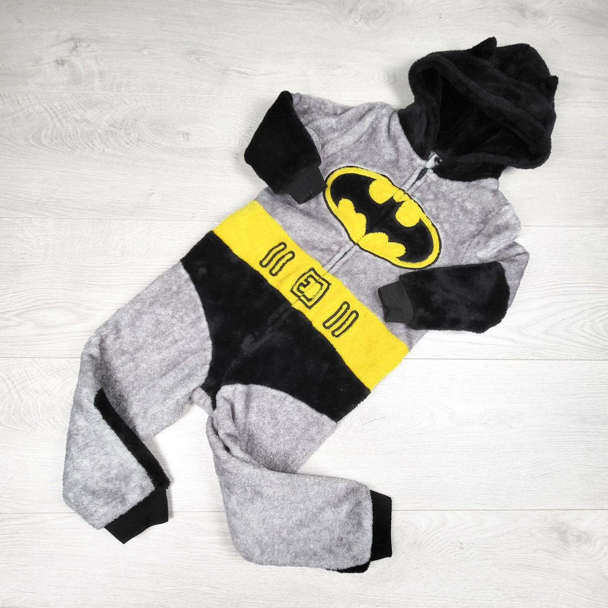 Plush Batman hooded romper / onesie. Size 3T