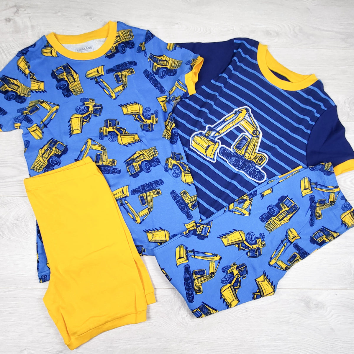 Kirkland 4pc construction themed PJ set. Size 8