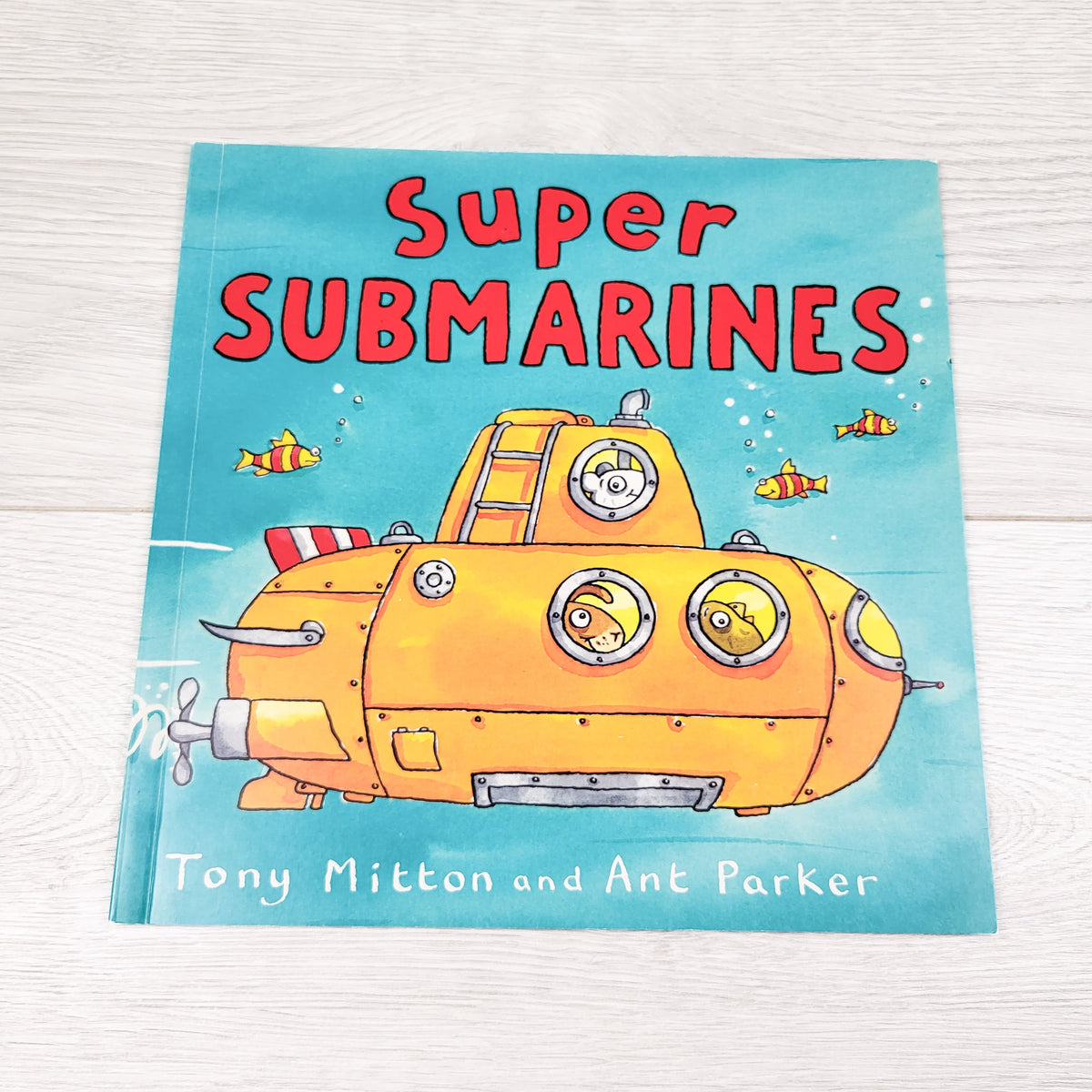 Super Submarines. Soft cover book