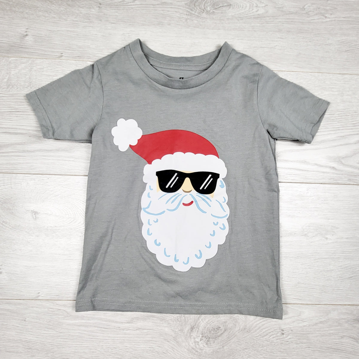 Grey unbranded Santa t-shirt. Size 4T