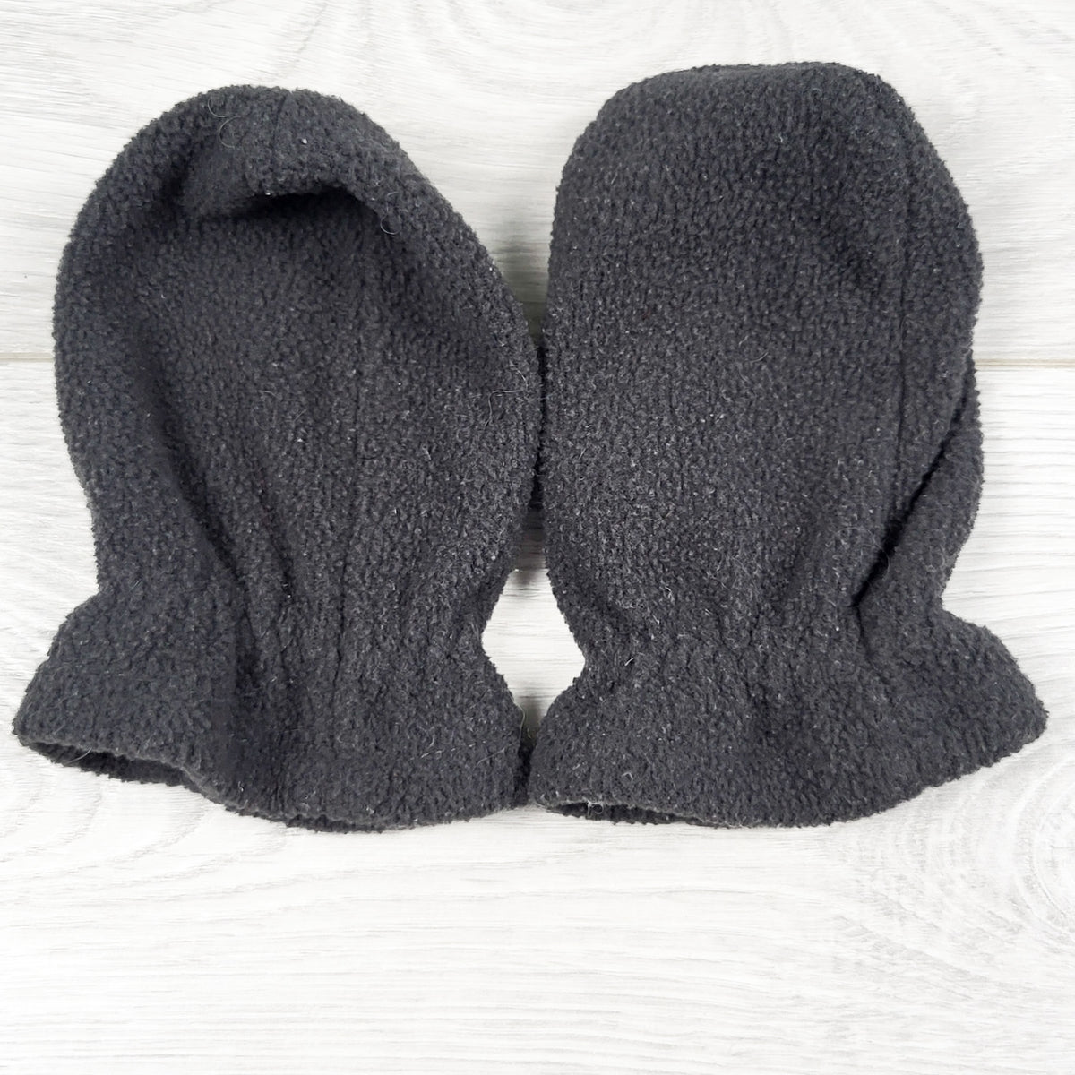 Dark grey fleece infant mittens
