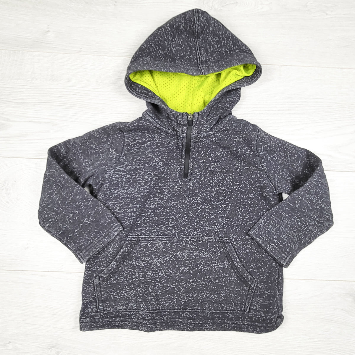 Oshkosh heatherd grey 1/4 zip pullover hoodie. Size 3T