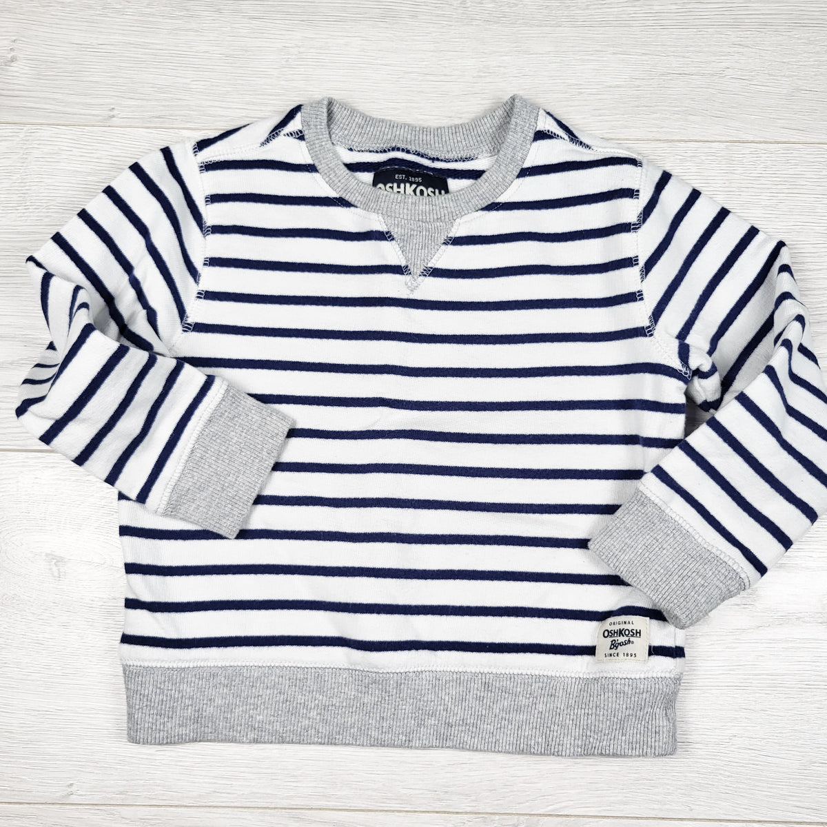 Oshkosh white and navy striped sweatshirt - Size 3T