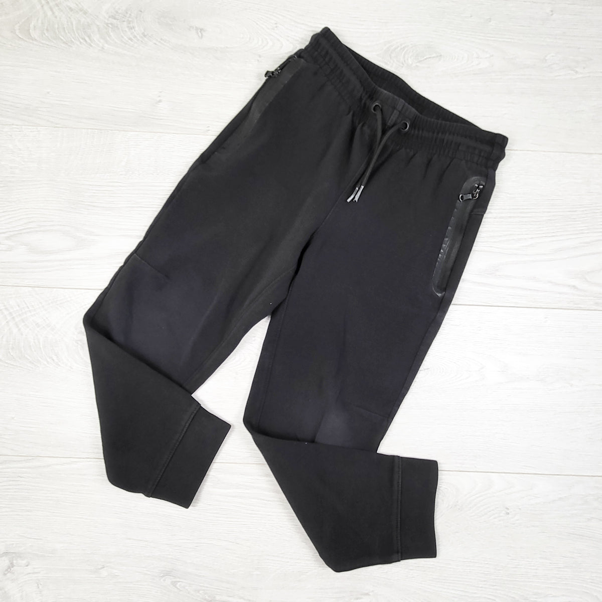 Old Navy black "Dynamic Fleece" joggers - Size 6/7