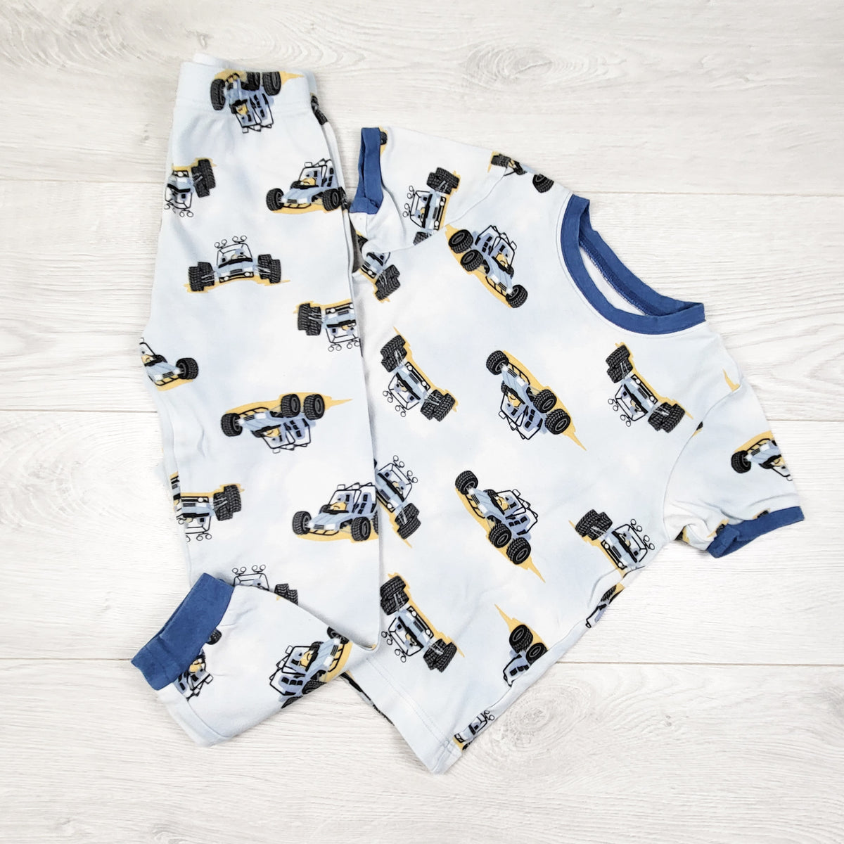 Pekkle blue 2pc PJs with dune buggies - Size 6