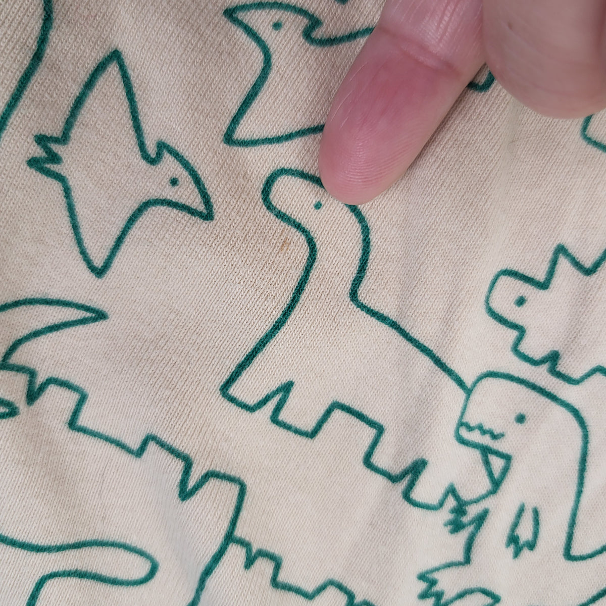 Old Navy beige 2pc PJs with dinosaurs - Size 4T - AS IS
