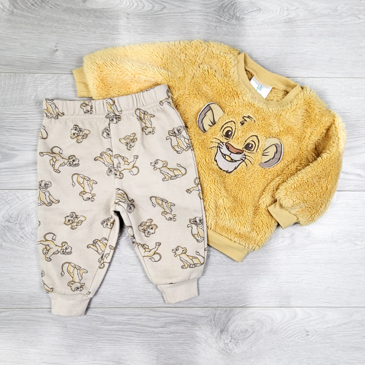 Disney Baby 3pc Lion King set - Size 3 to 6 months