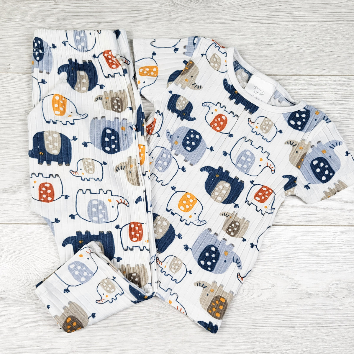Koala Baby white ribbed 2pc elephant print PJs - Size 9 to 12 months