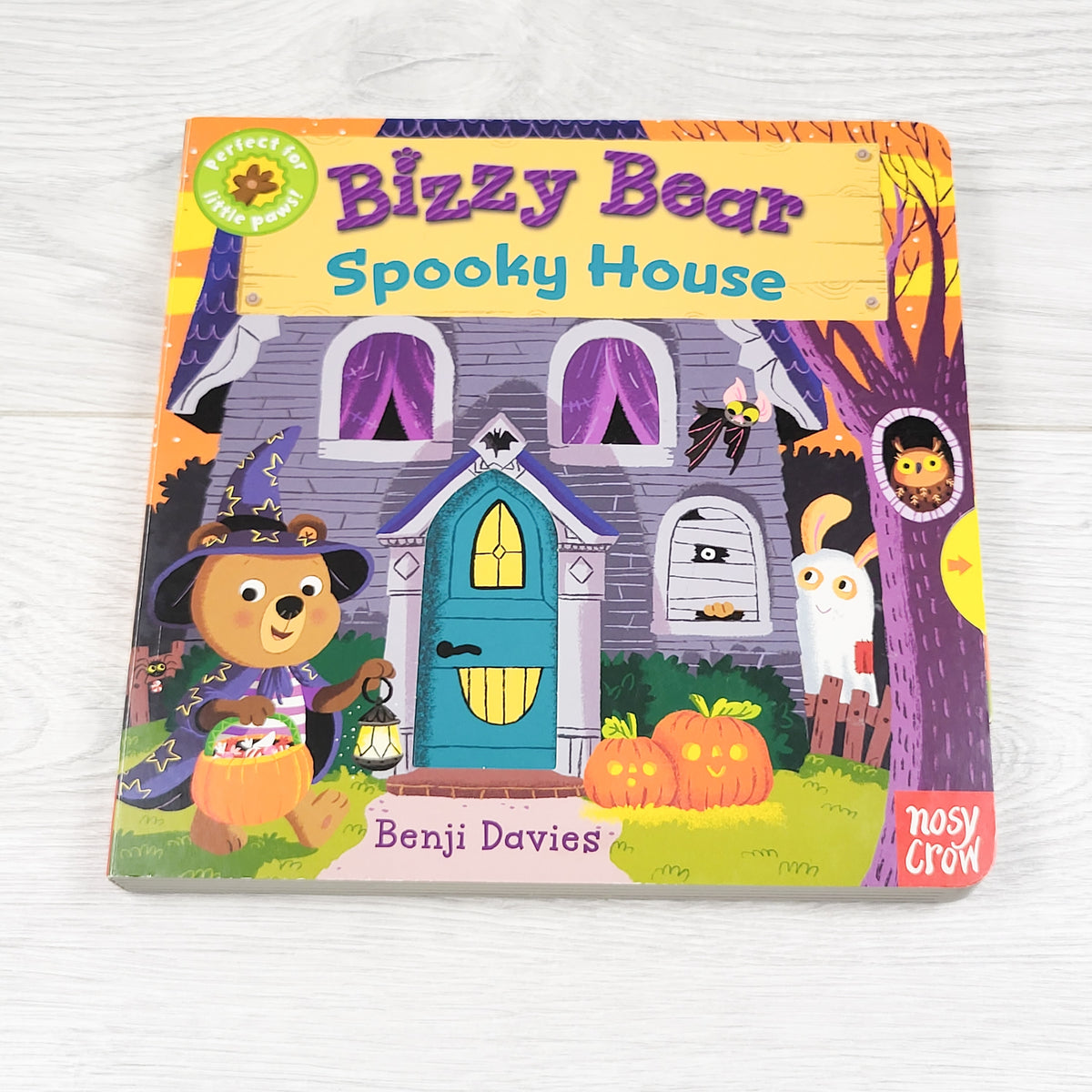 Bizzy Bear Spooky House - interactive board book