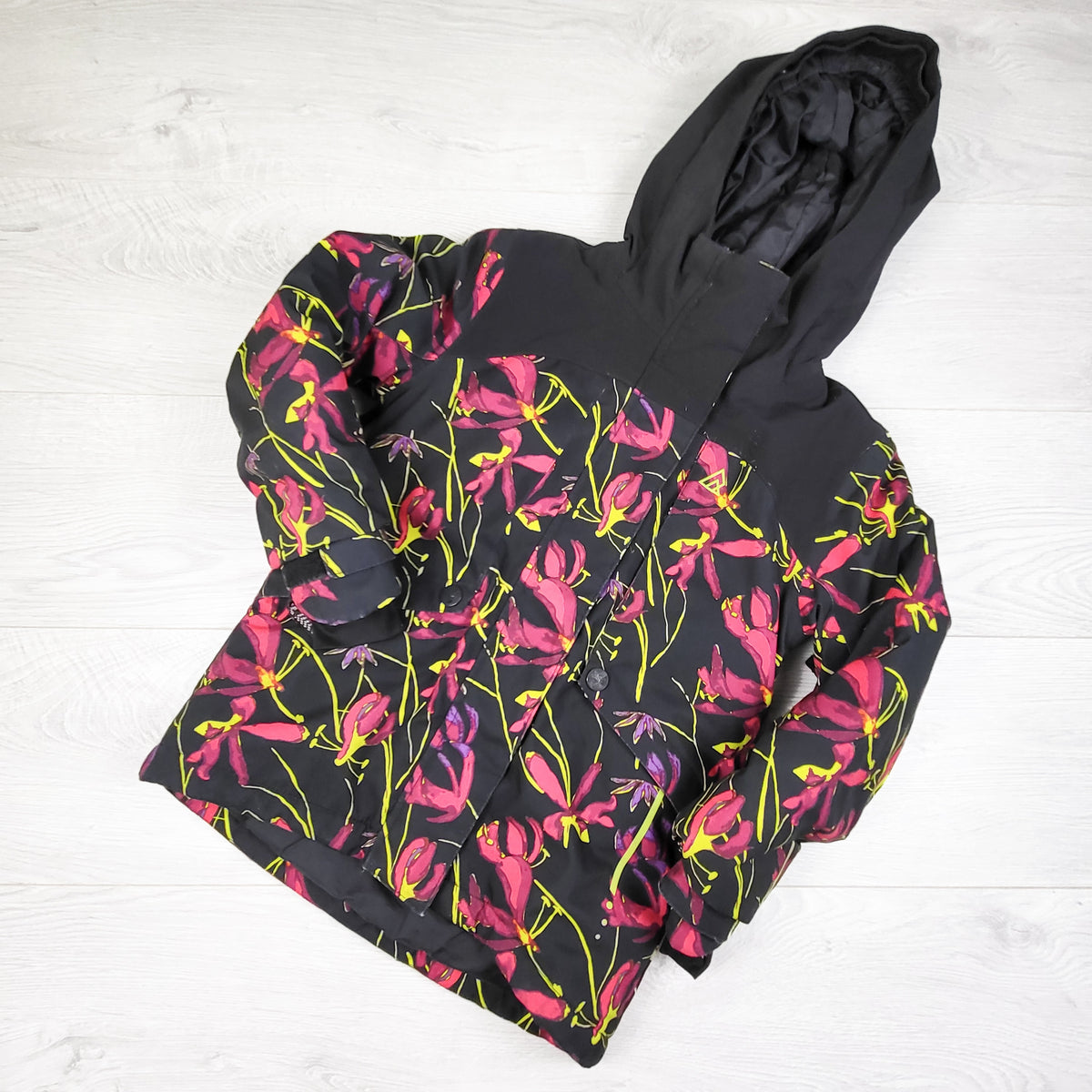 Ripzone black and pink "Chipmunk' insulated winter jacket - Size XS (6ish)