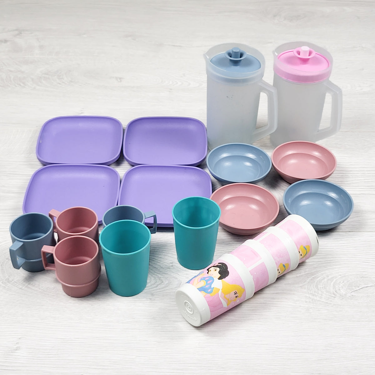 Vintage 1994 Tupperware Tuppertoys "Mini-Serve-It" Luncheon & Picnic Play Set (with extra Disney tumblers)