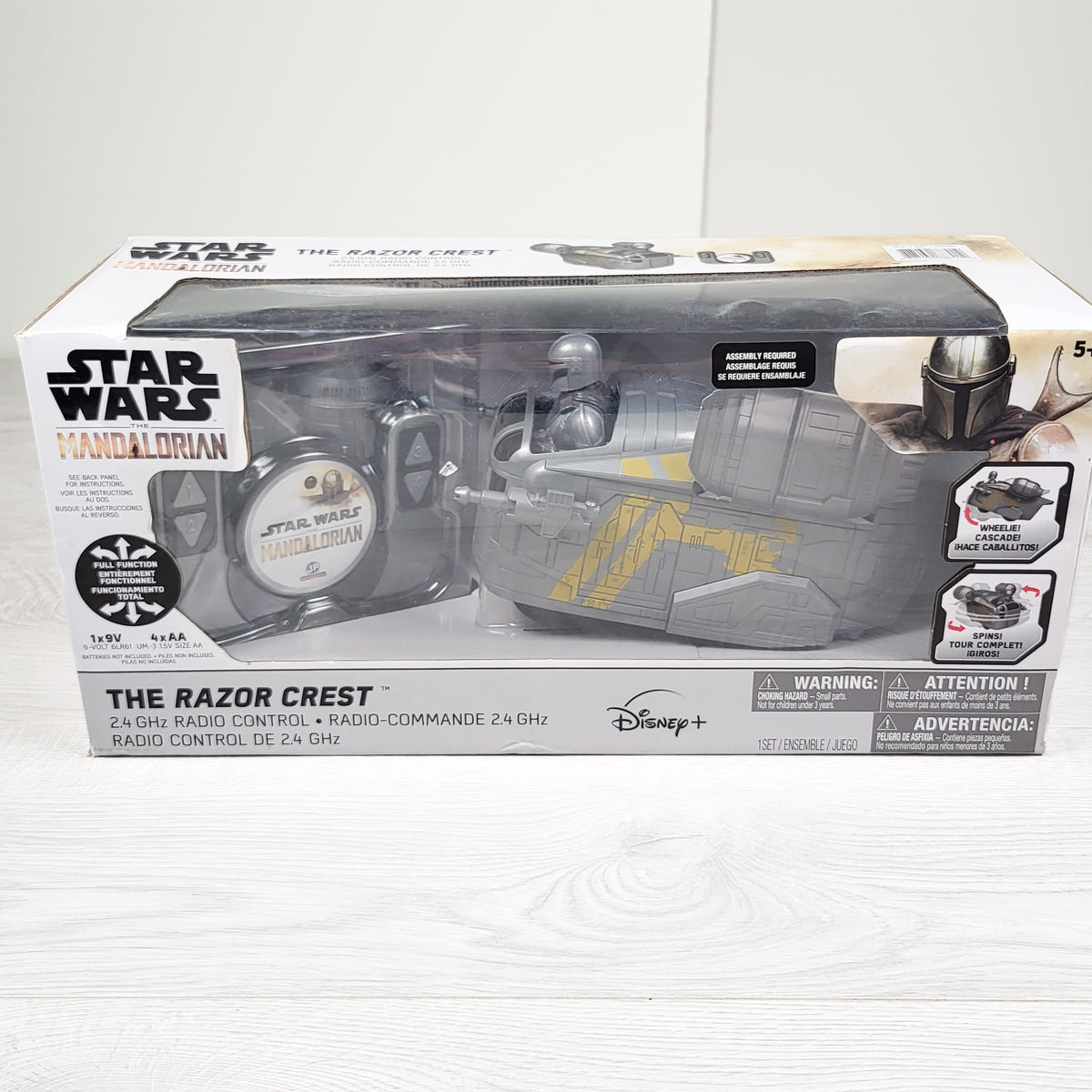 NEW - Star Wars: The Mandalorian "The Razor Crest" 2.4 GHz Radio Control Vehicle (no shipping)