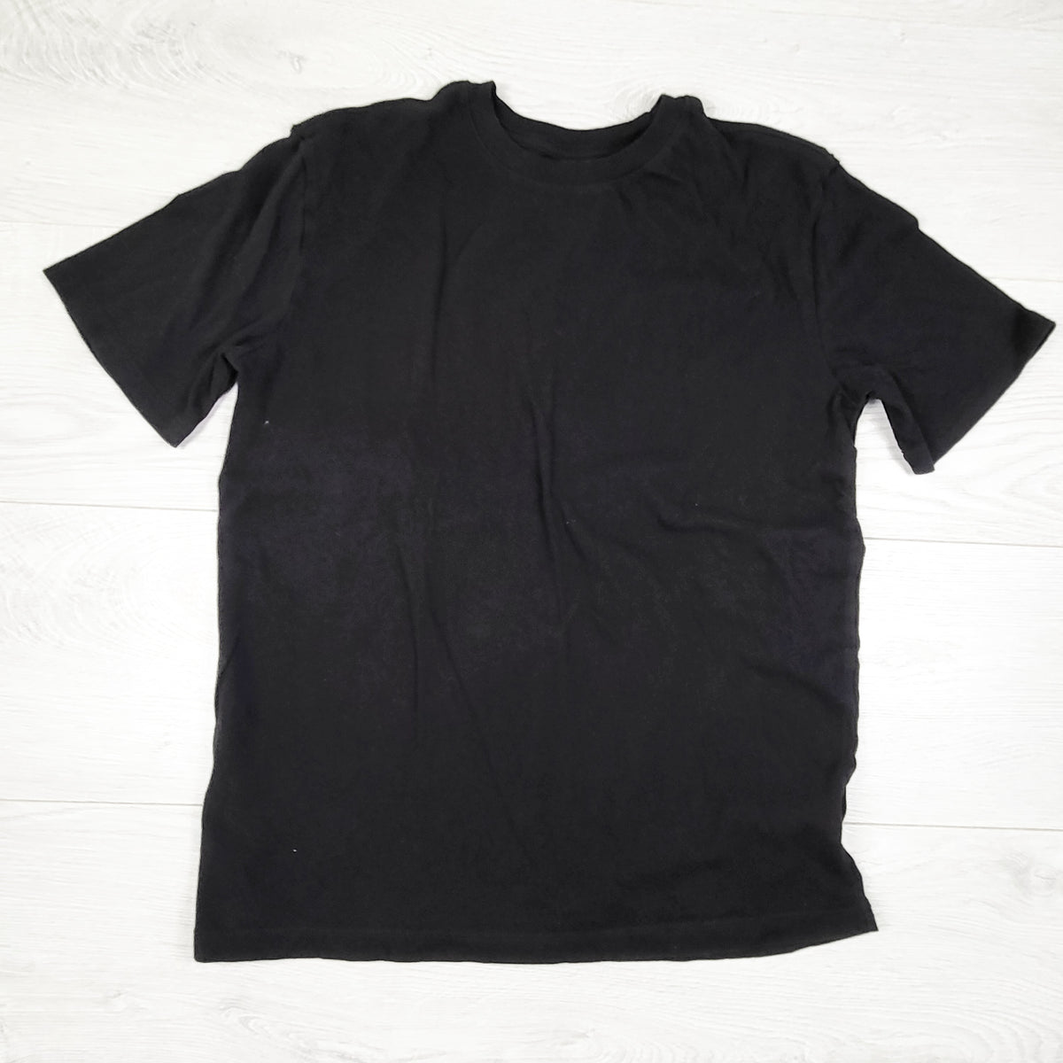 Old Navy black t-shirt - Size 14/16