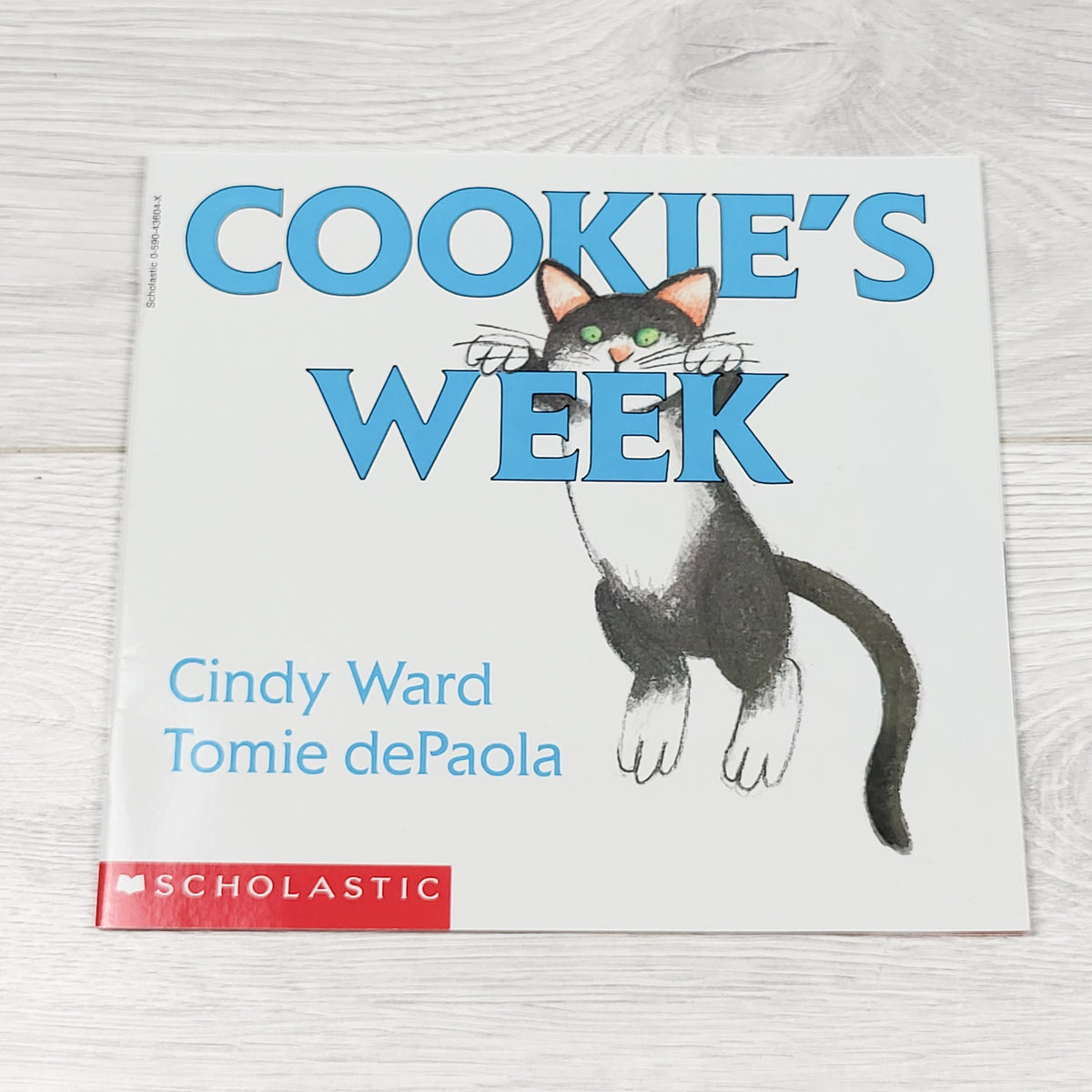 Cookie's Week - soft cover book