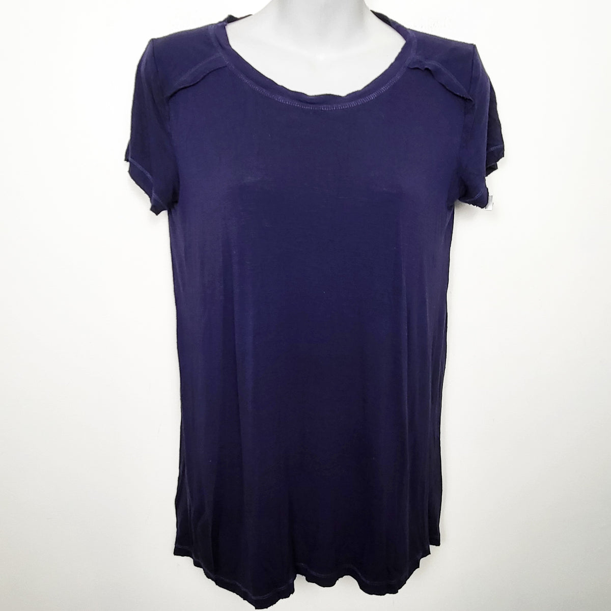 Jessica Simpson navy nursing t-shirt - Size Small