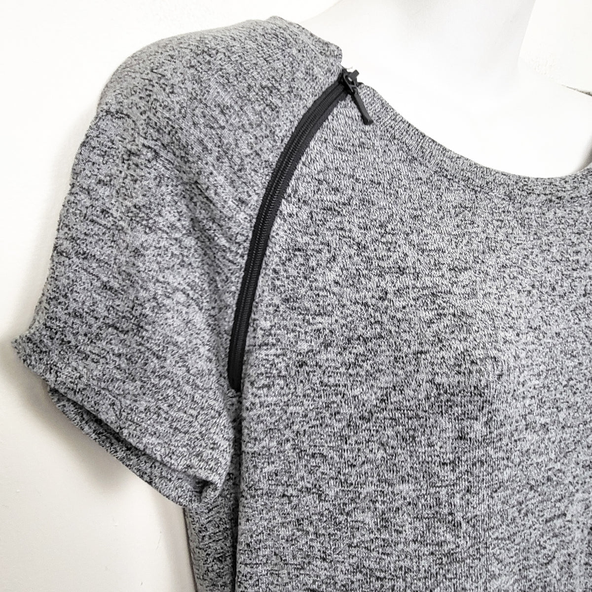 Thyme Maternity grey knit zippered nursing dress / tunic - multiple sizes