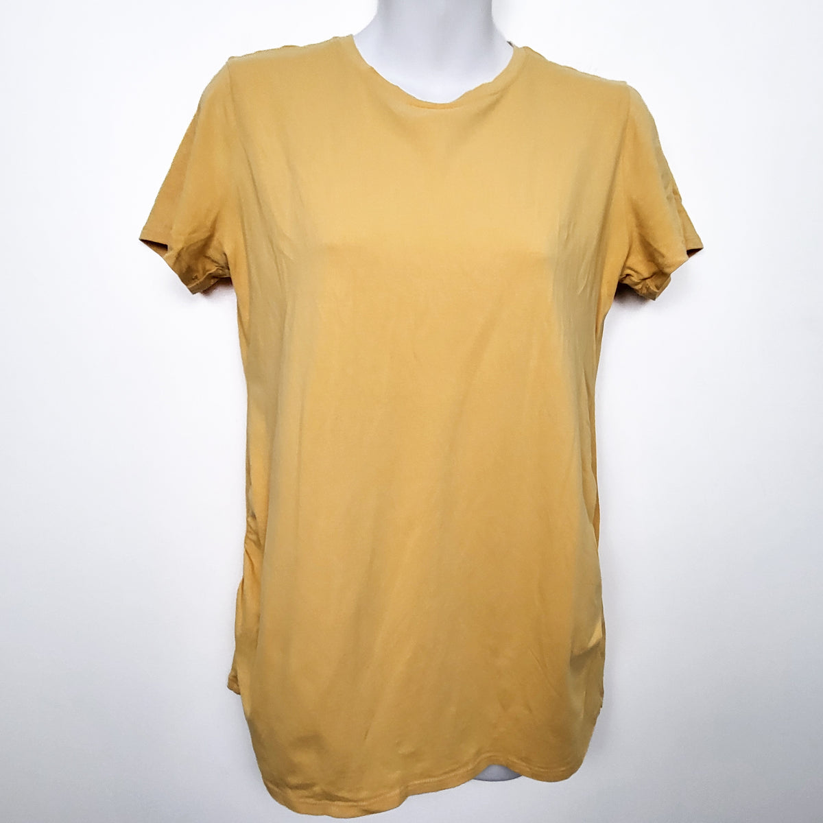 Thyme Maternity yellow maternity t-shirt - Size small