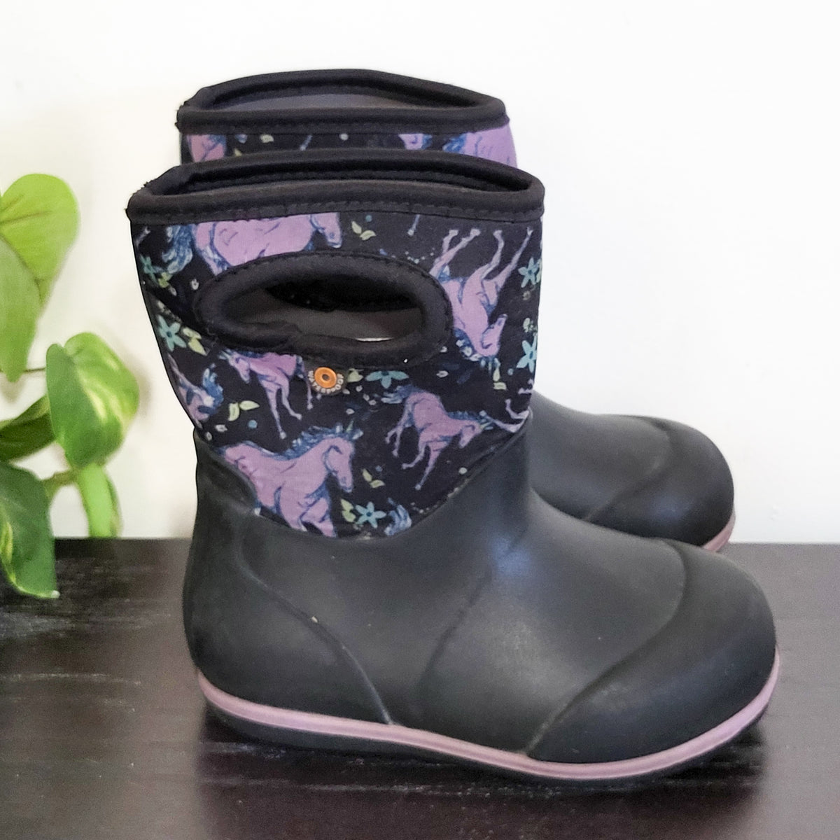 BOGS unicorn print rain boots - Size 8