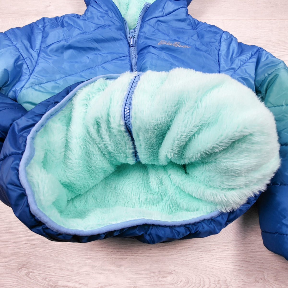 Eddie Bauer ombre reversible puffer jacket - Size 7/8
