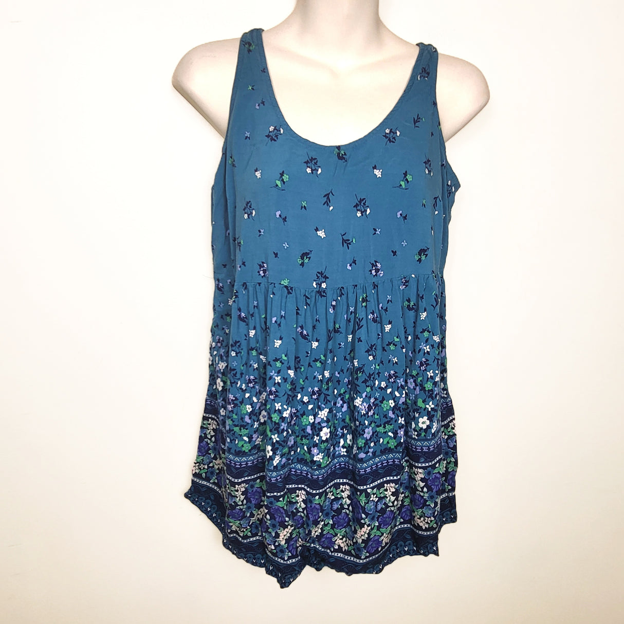 Old Navy teal floral print maternity tank top. Size medium