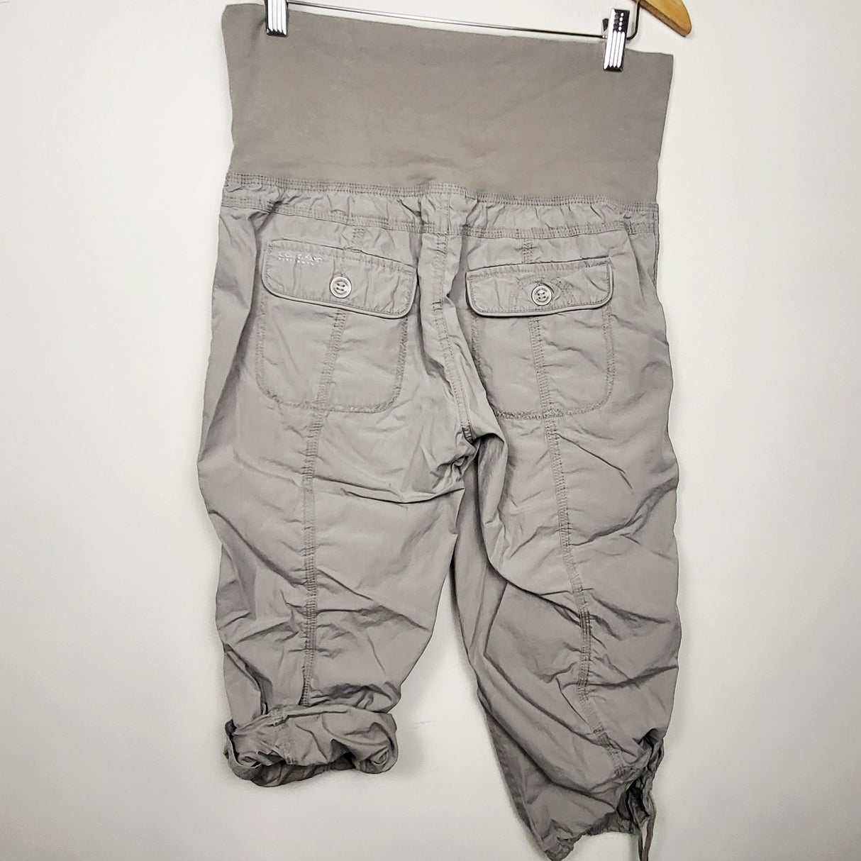 Calvin Klein capri maternity cargo pants. Size medium