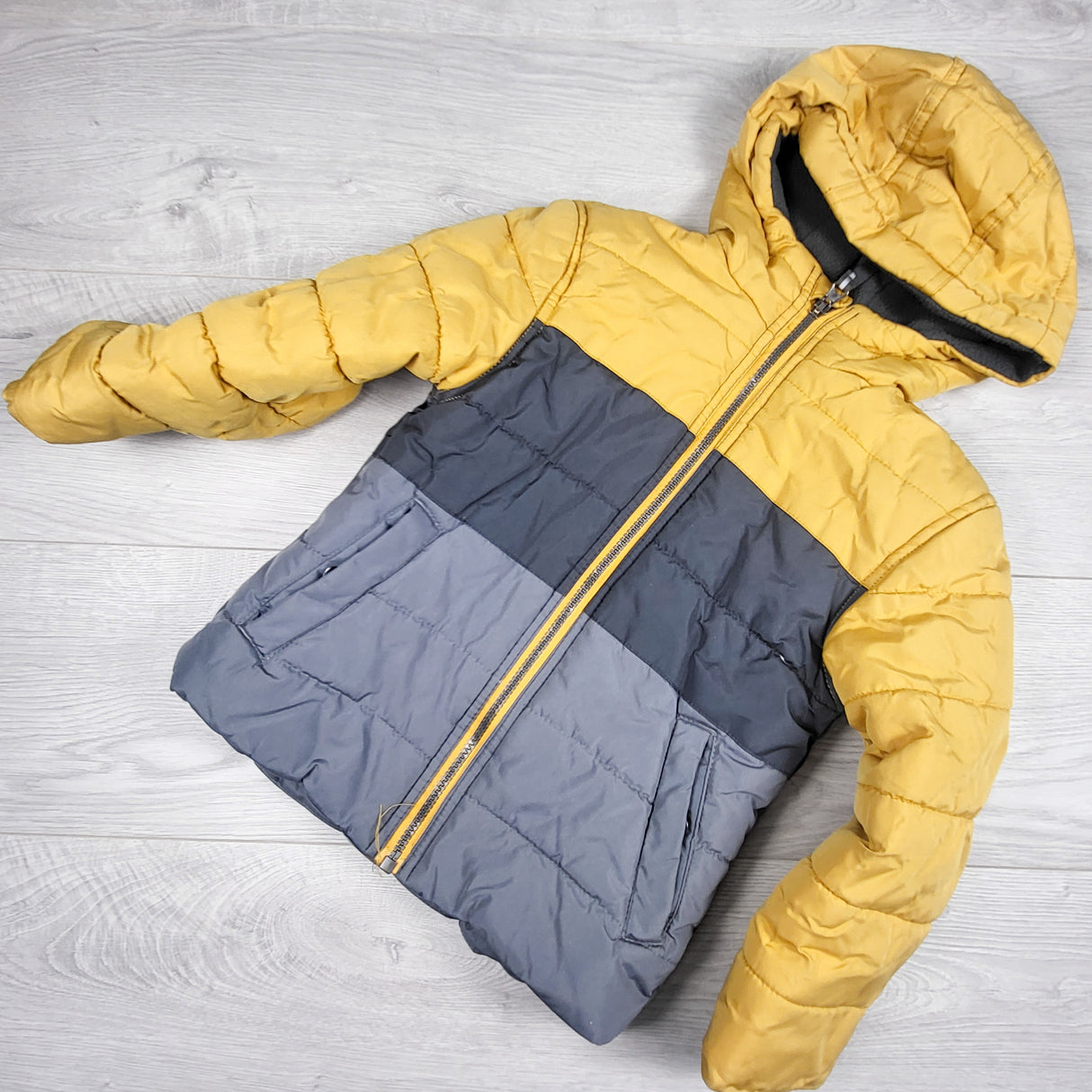Whale's Tail yellow and grey fleece lined jacket. Size 4T - AS IS